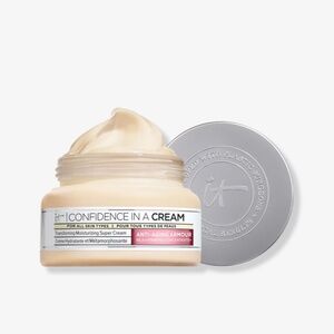 it cosmetics Confidence in a Cream